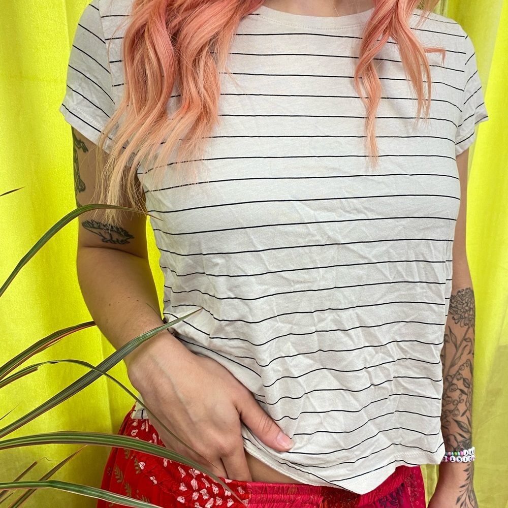 H&M Basics Rounded Cut Top